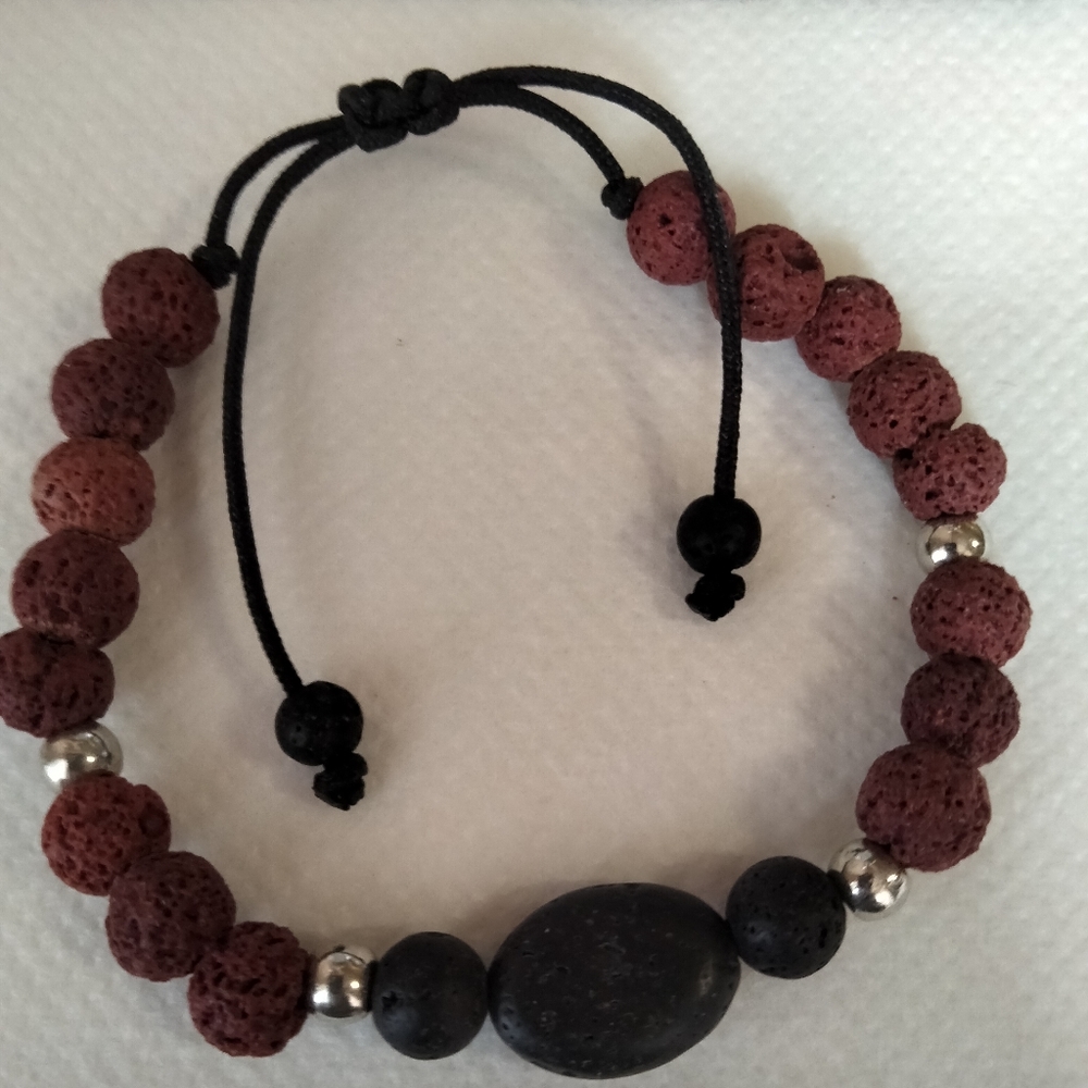 Unisex beaded bracelet